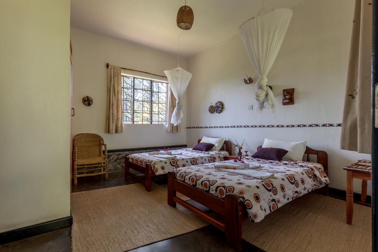 Travellers Rest Hotel Kisoro Exterior foto