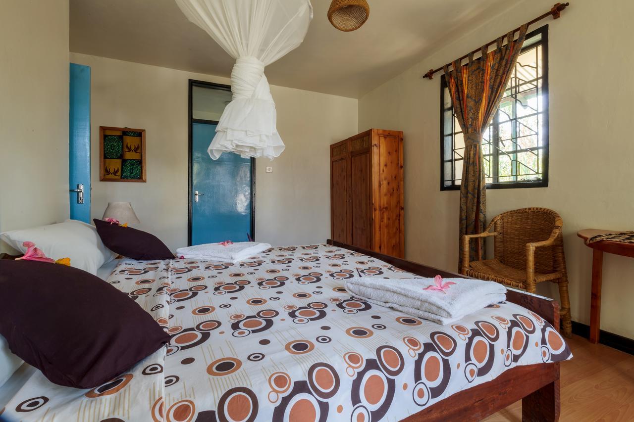 Travellers Rest Hotel Kisoro Exterior foto